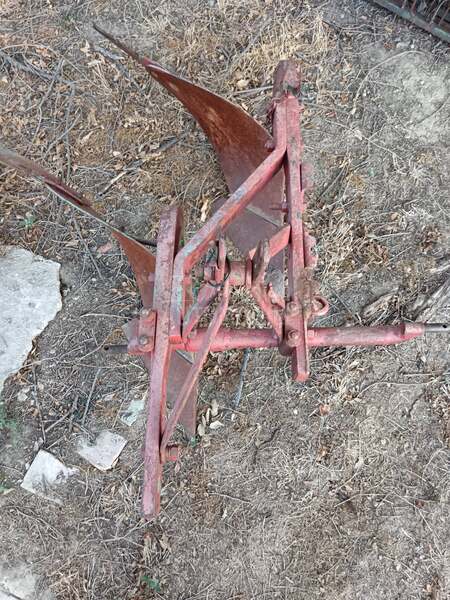 Massey Ferguson 2 brazde