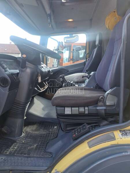 Mercedes Benz atego 815