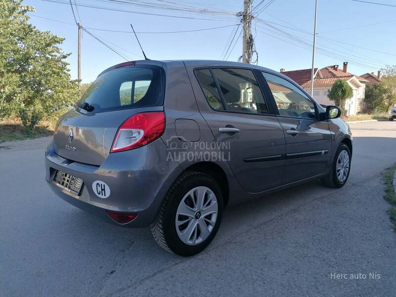 Renault Clio 1.2i EXCEPTION CH