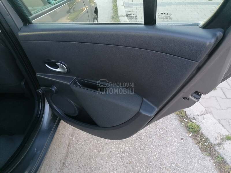 Renault Clio 1.2i EXCEPTION CH