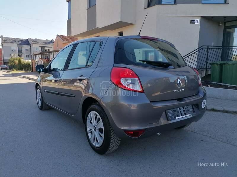 Renault Clio 1.2i EXCEPTION CH