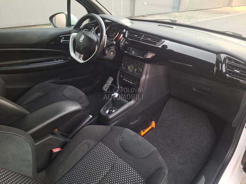 Citroen DS3 1.4 HDI AUT NOV