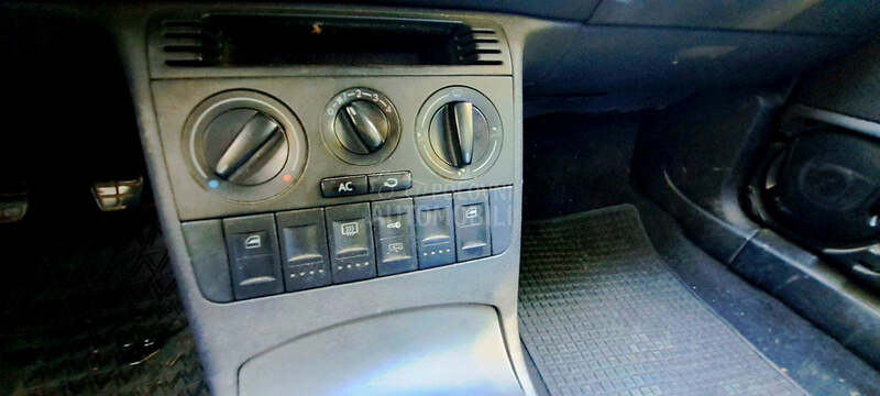Volkswagen Polo 1.4i