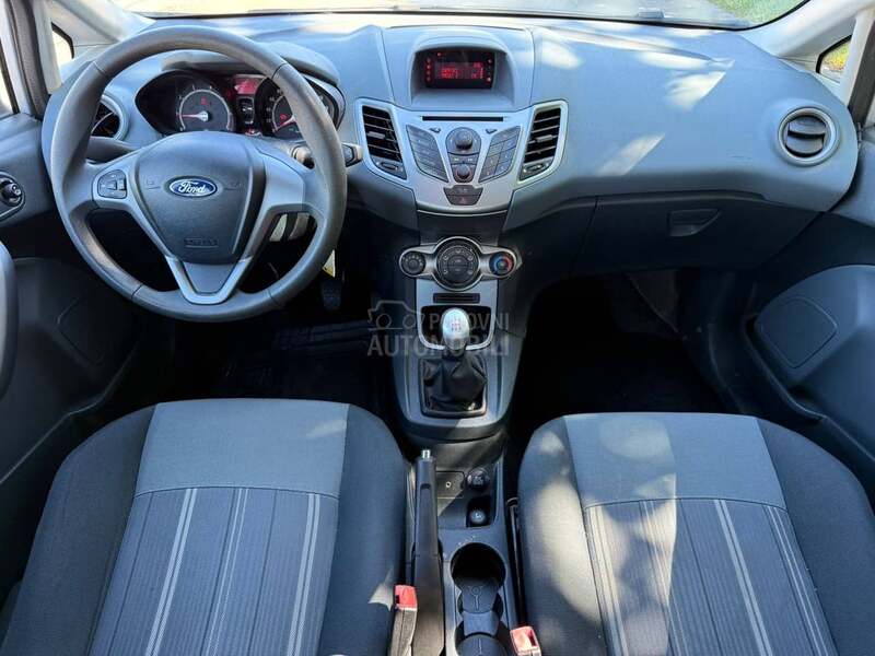Ford Fiesta 1.4 SVAJCARSKA