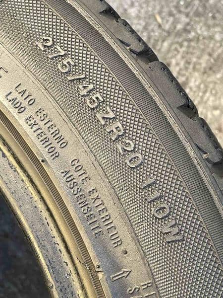 Kumho 275/45 R20 Zimska