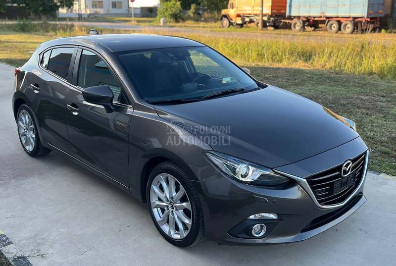 Mazda 3 2.0 REVOLUTION CH