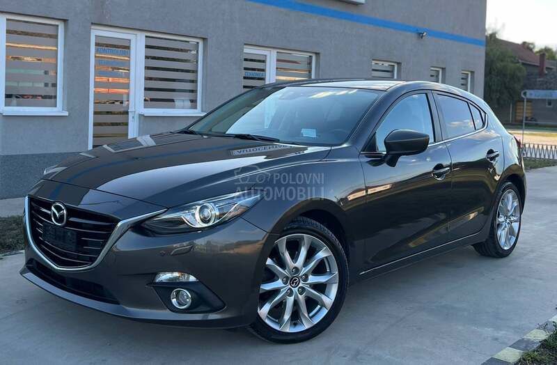 Mazda 3 2.0 REVOLUTION CH