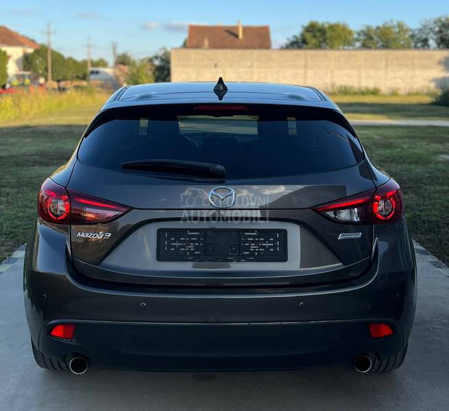 Mazda 3 2.0 REVOLUTION CH