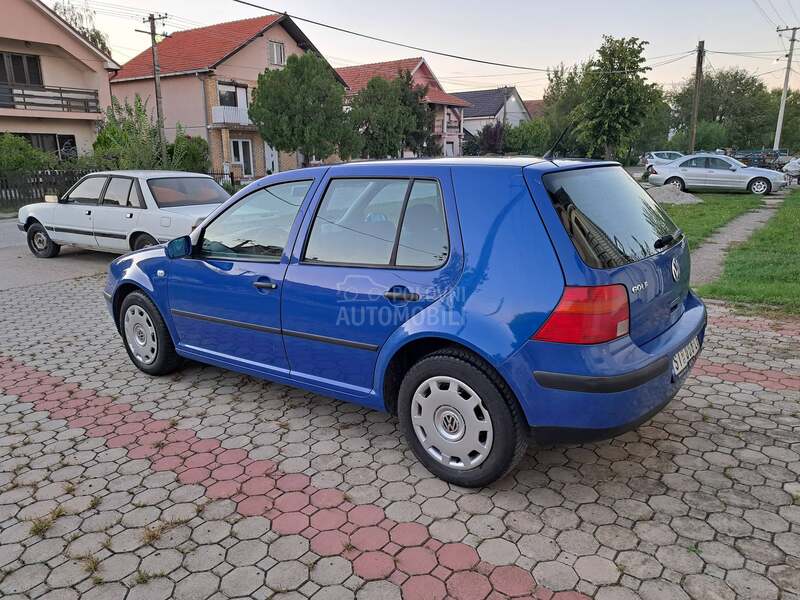 Volkswagen Golf 4 
