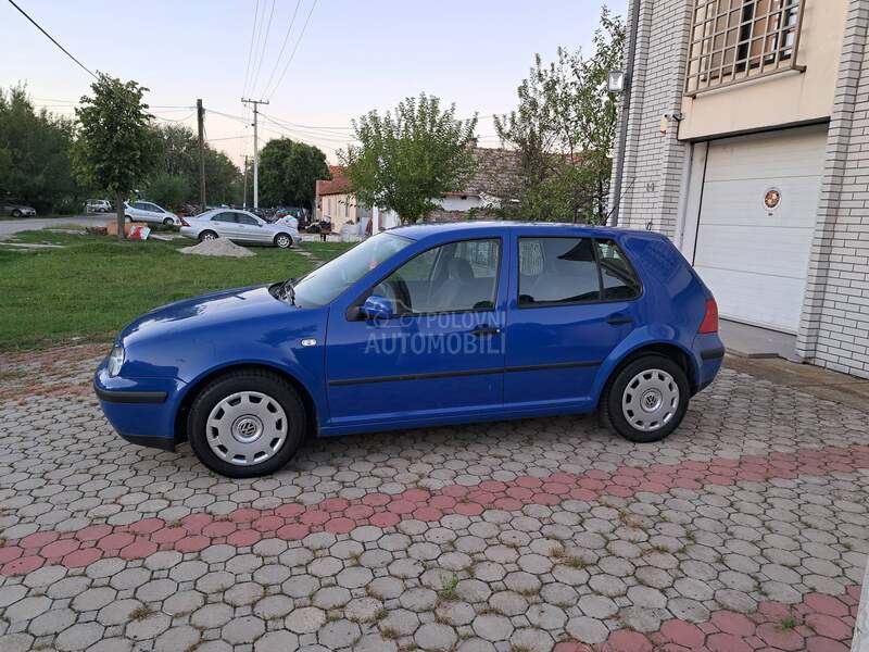 Volkswagen Golf 4 