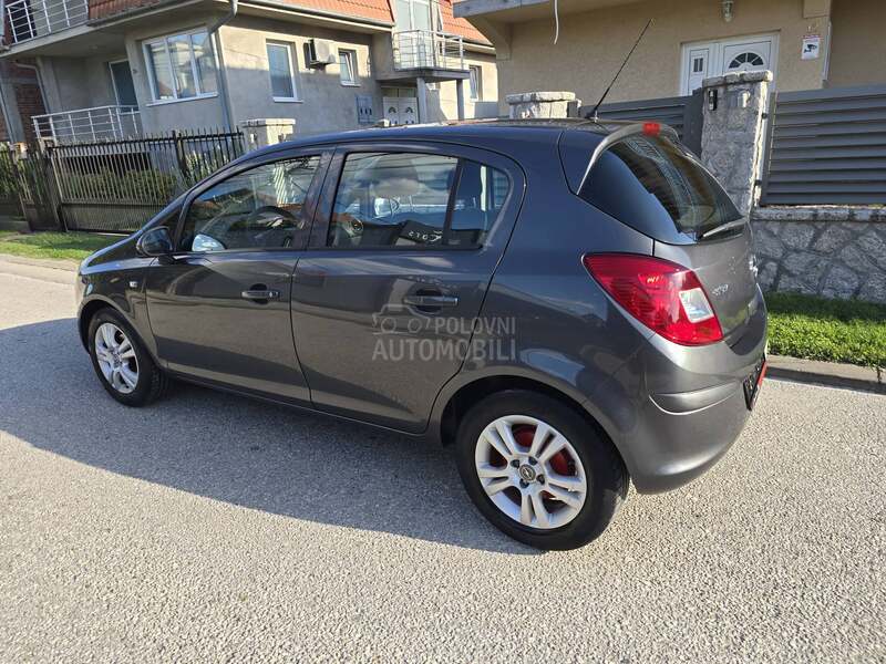 Opel Corsa D 1.2