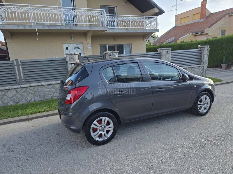 Opel Corsa D 1.2