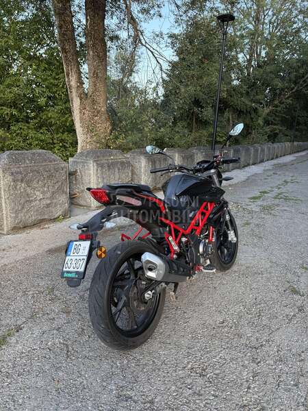 Benelli BN 125