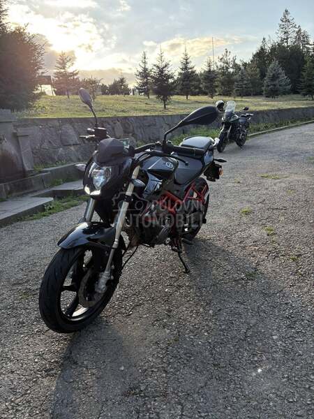 Benelli BN 125