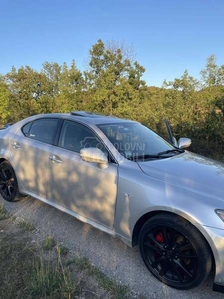 Lexus IS 220 