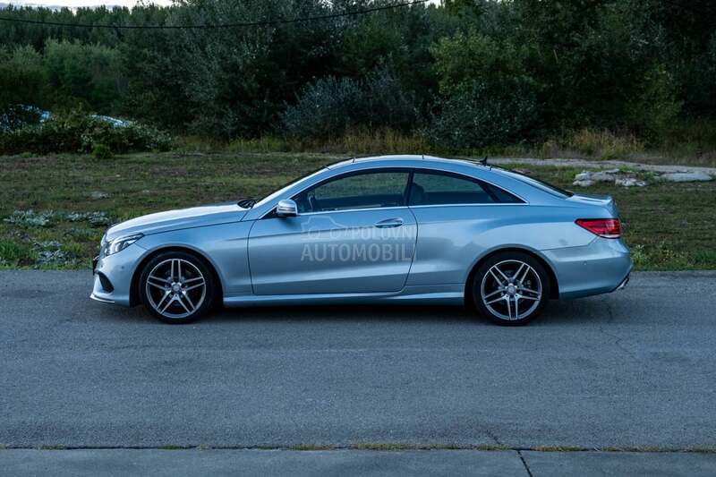Mercedes Benz E 220 AMG