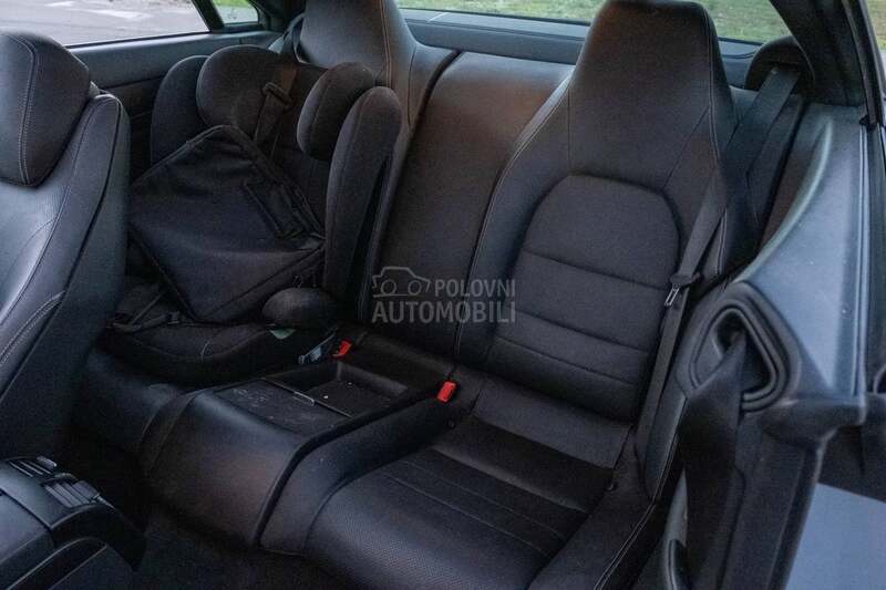 Mercedes Benz E 220 AMG