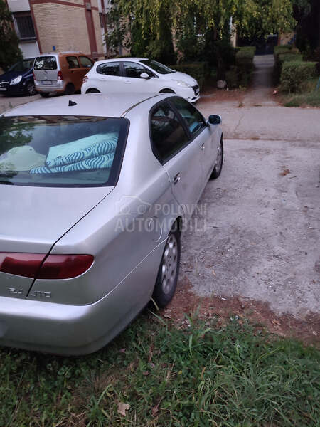 Alfa Romeo 166 