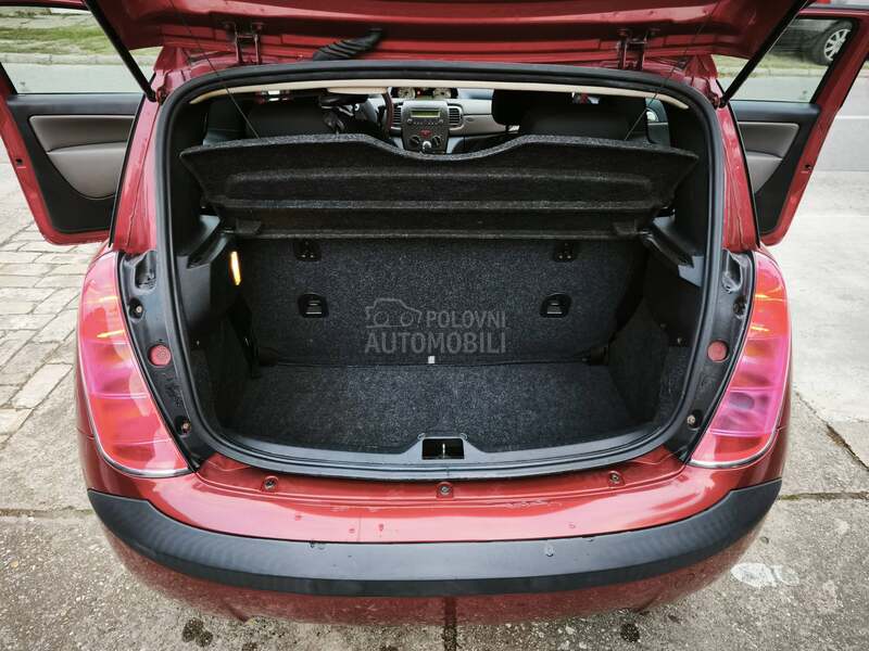 Lancia Ypsilon 1.2 16v
