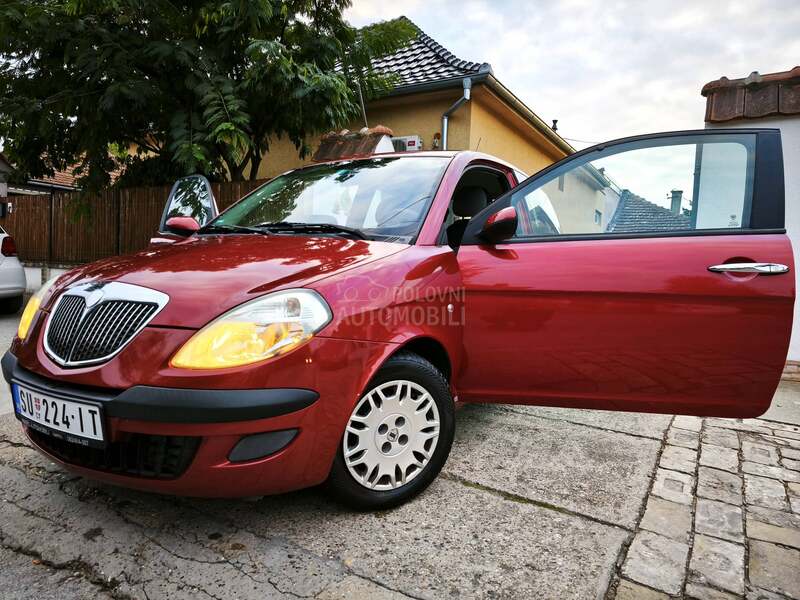 Lancia Ypsilon 1.2 16v