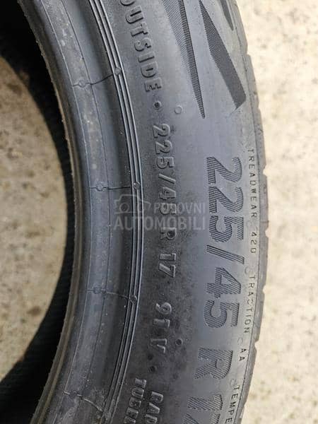 Continental 225/45 R17 Letnja
