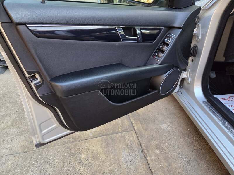 Mercedes Benz C 220 
