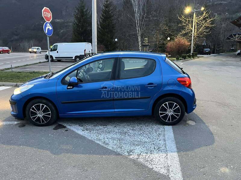 Peugeot 207 