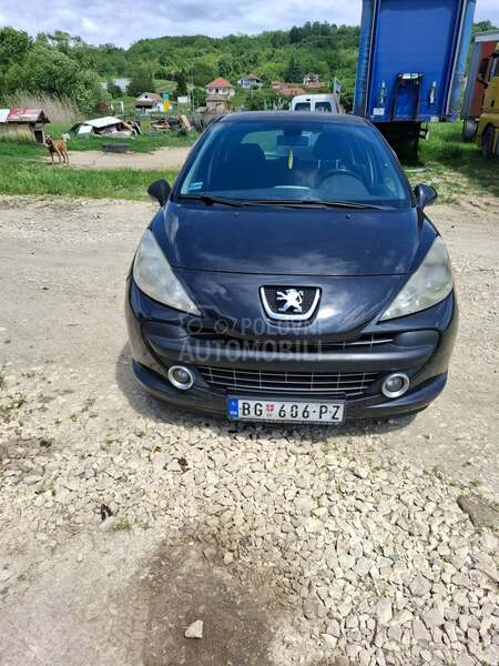 Peugeot 207 1.6 hdi