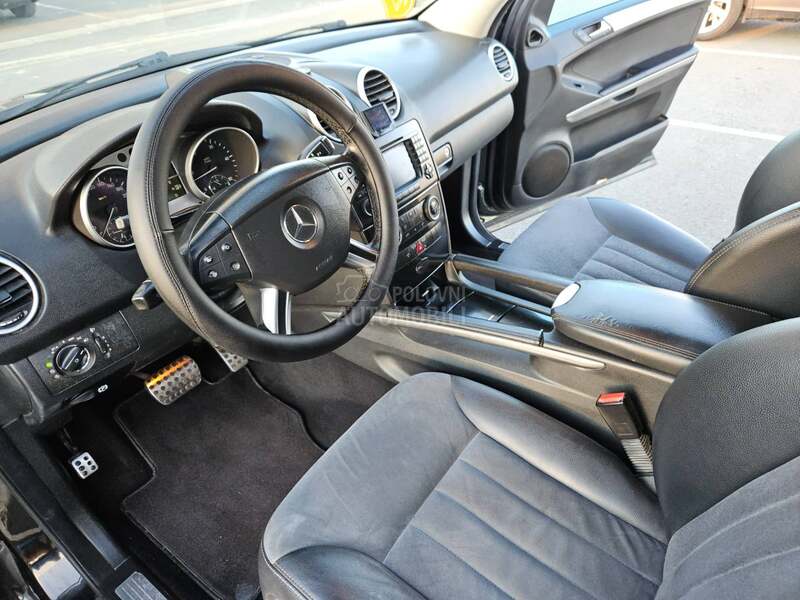 Mercedes Benz ML 320 CDI reg godinu