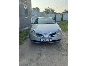 Nissan Primera 1.8
