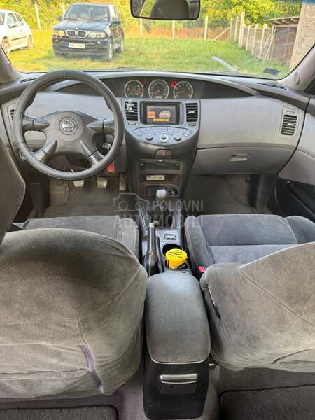 Nissan Primera 1.8