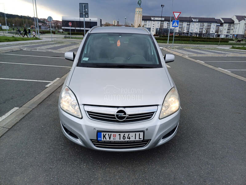 Opel Zafira 