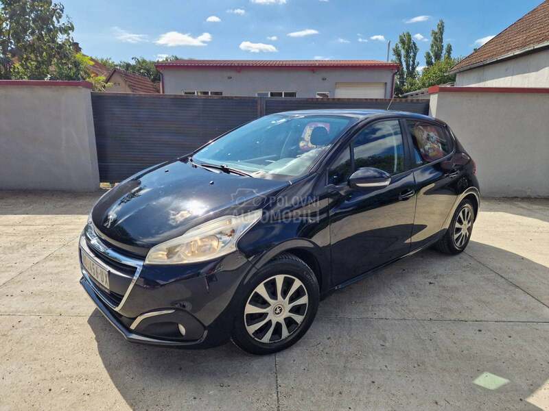 Peugeot 208 