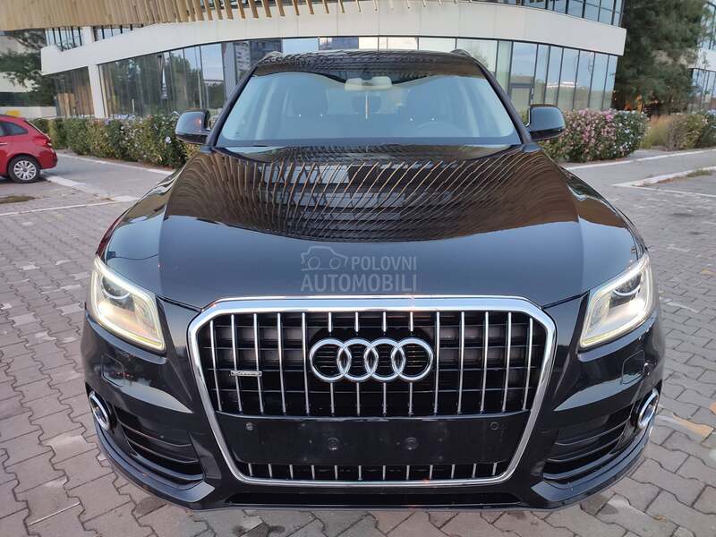 Audi Q5 2 0190XenNavAT