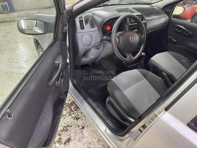 Fiat Punto 1.2. D.O.B.A.R