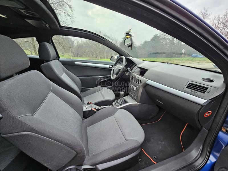 Opel Astra H 1.9 Mjet  GTC