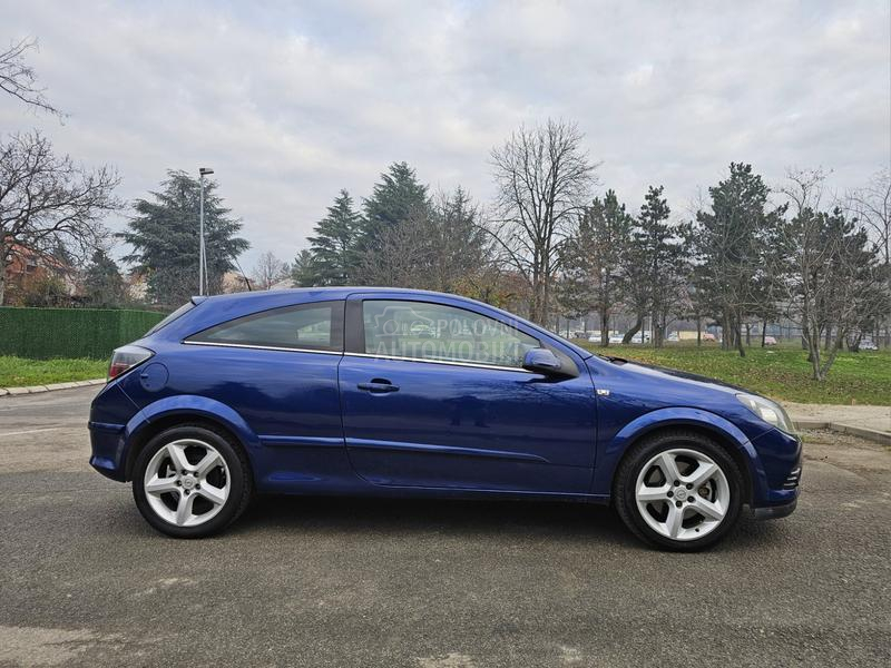 Opel Astra H 1.9 Mjet  GTC