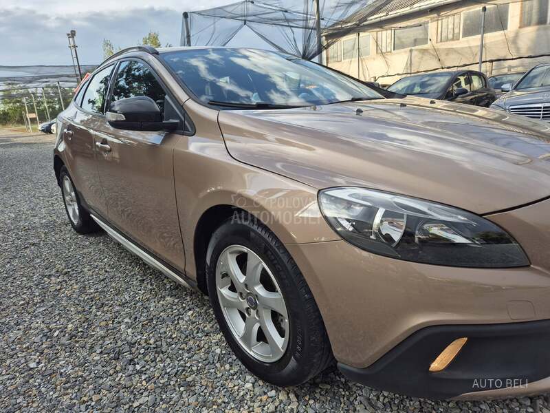 Volvo V40 Cross Country