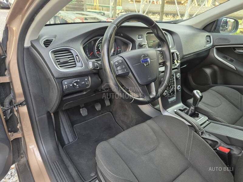 Volvo V40 Cross Country