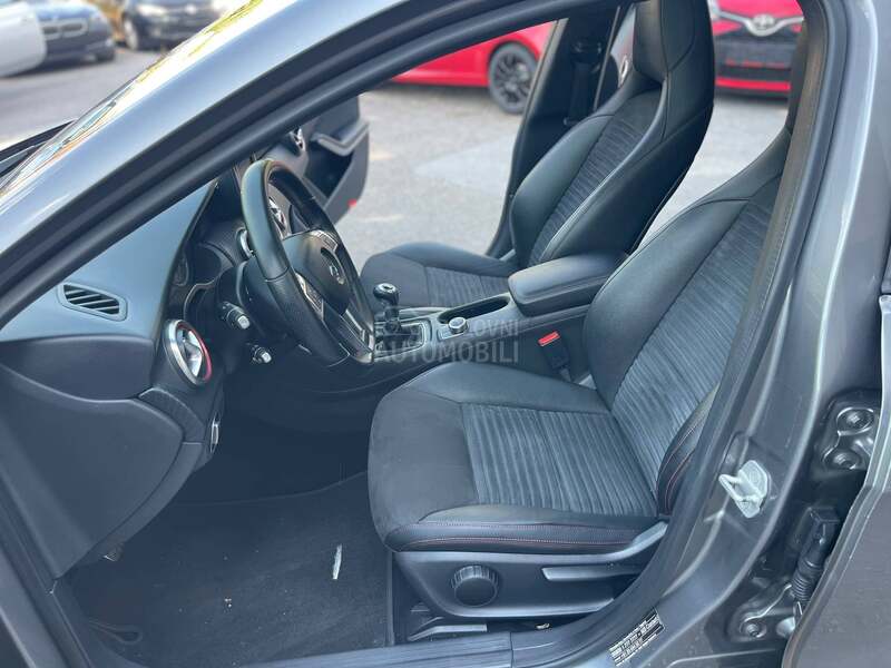 Mercedes Benz A 180 3xAMG P A N O