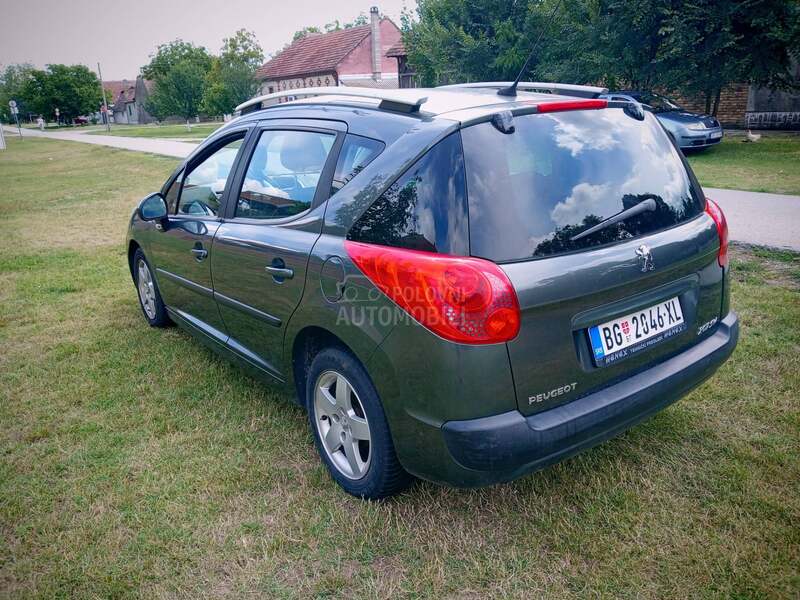 Peugeot 207 1.6 hdi