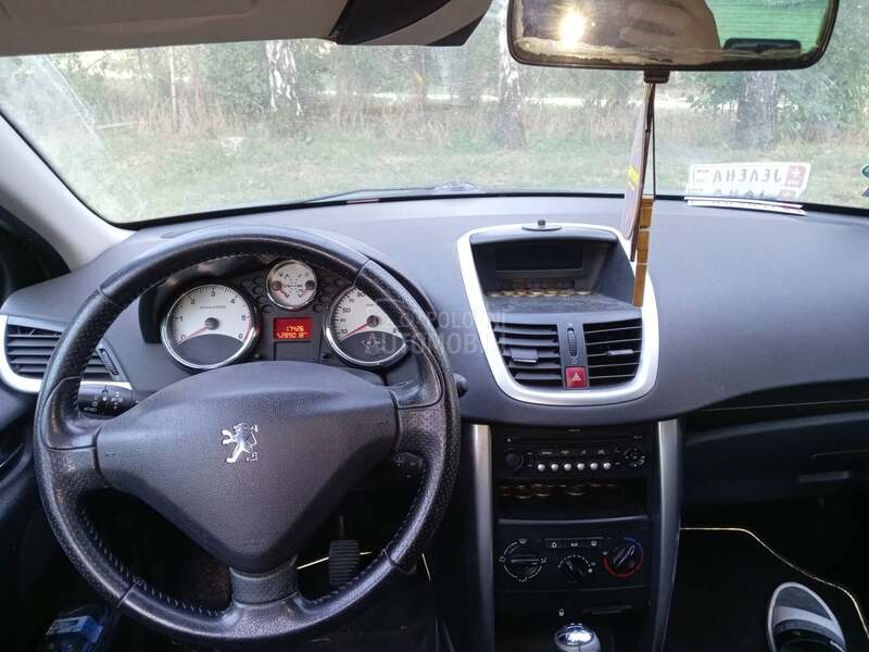 Peugeot 207 1.6 hdi