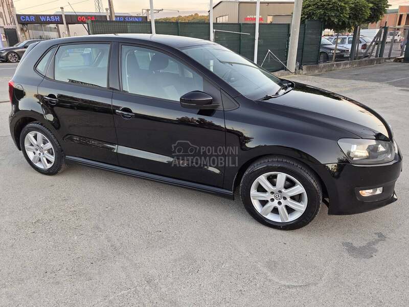 Volkswagen Polo BUKVALNO NOV