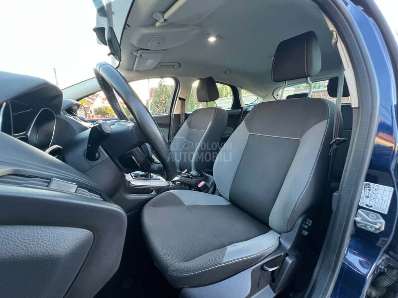 Ford Focus 1.6 tdci serv