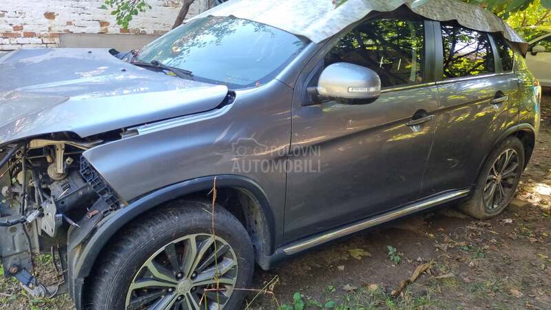 Peugeot 4008 p