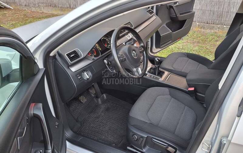 Volkswagen Passat B7 2.0 tdi