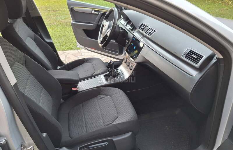Volkswagen Passat B7 2.0 tdi