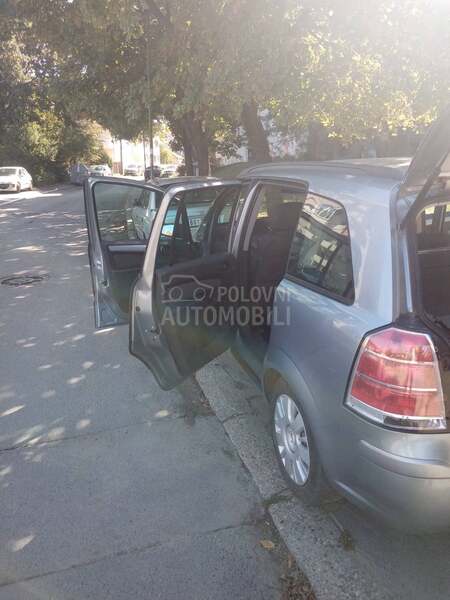 Opel Zafira 1.9 CDTI