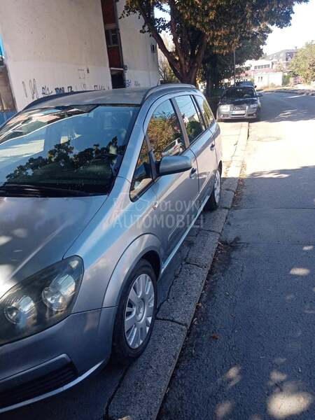 Opel Zafira 1.9 CDTI