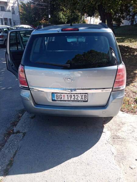 Opel Zafira 1.9 CDTI